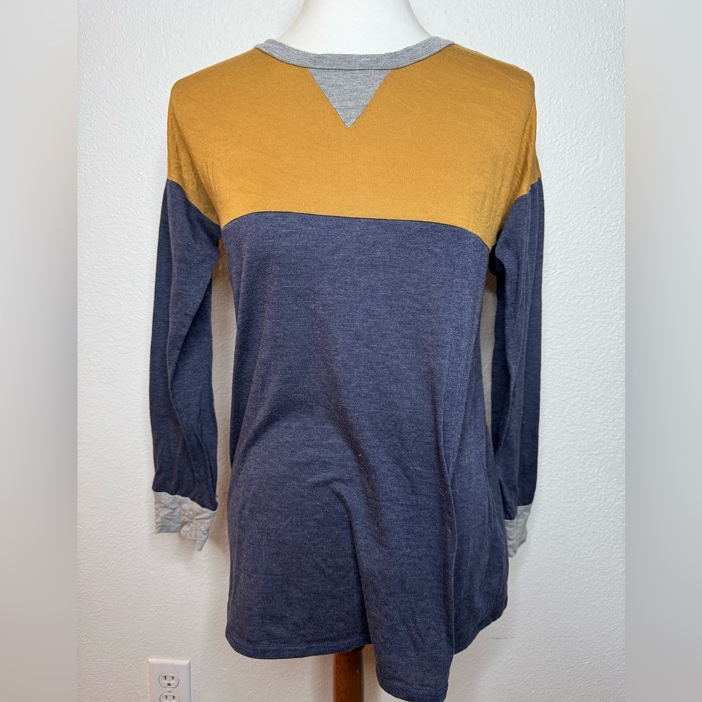 Long sleeve flamingo urban top